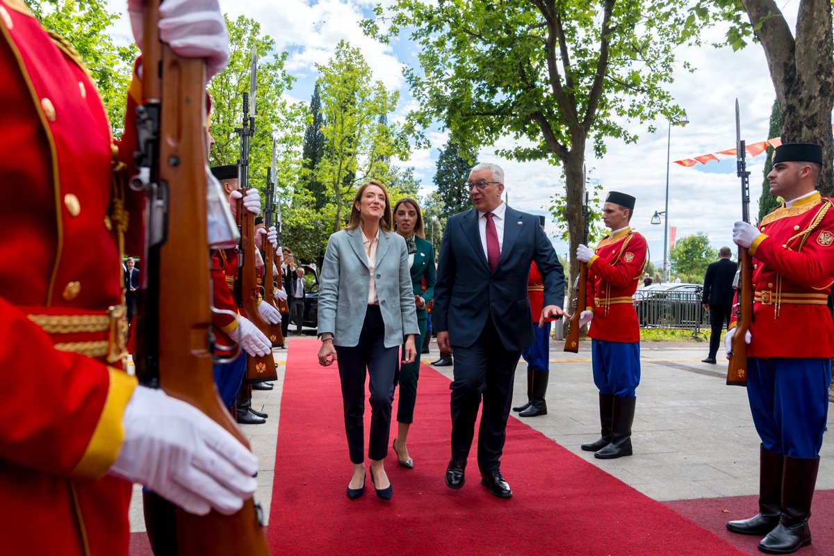 EP_President's tweet photo. Touchdown in Montenegro ahead of the EU-Western Balkans Summit.

Thank you to the President of @SkupstinaCG @AndrijaMandicDF for the invitation to address the people of Montenegro from Parliament.

Montenegro can count on @Europarl_EN’s continued support on its path towards EU membership 🇪🇺🇲🇪