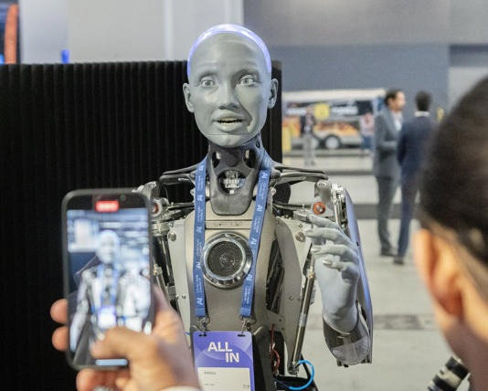 TrendPolCa's tweet photo. NEW: PM @MarkJCarney is set to unveil Canada's long-awaited national artificial intelligence strategy in Toronto today, with AI Minister @EvanLSolomon saying it will focus on building trust in AI, empowering workers and supporting Canadian companies — The Canadian Press https://t.co/IyqHOcAfAn