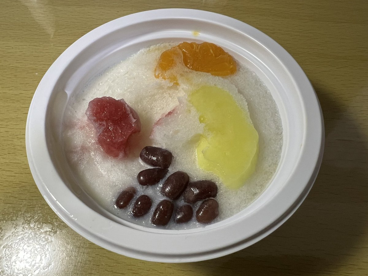 you_honma's tweet photo. ことしさいしょの #白熊 やで。 https://t.co/S7uCBD7YzM