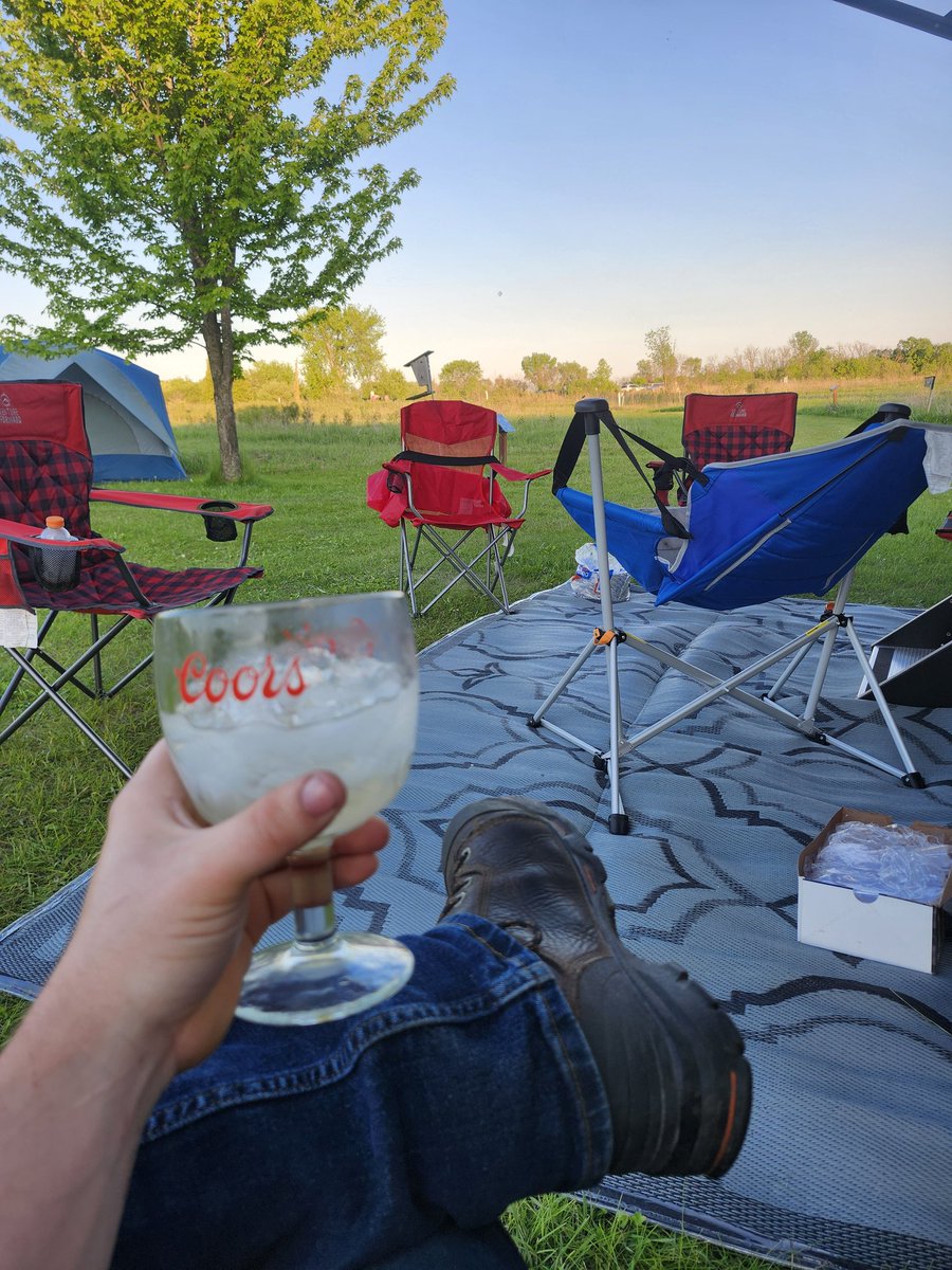Haxper5's tweet photo. Furry camping was a blast😋 https://t.co/CN28c3M8HR