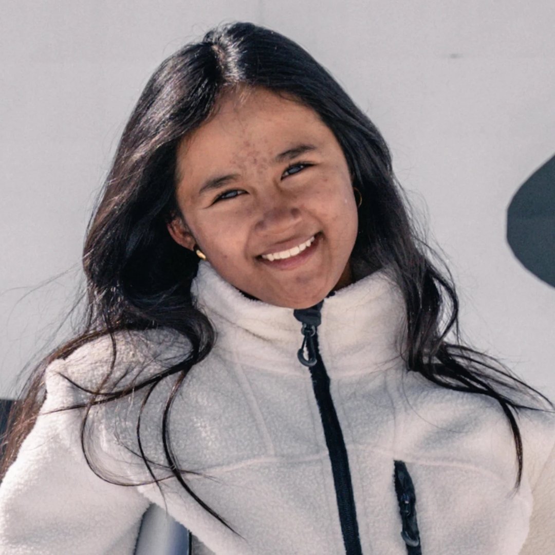 iPopBase's tweet photo. 13-year-old Zazi Betari on her goal of becoming the first Indonesian snowboarder to compete at the Winter Olympics:

“I wanna do this.” https://t.co/At8RcL3QA3