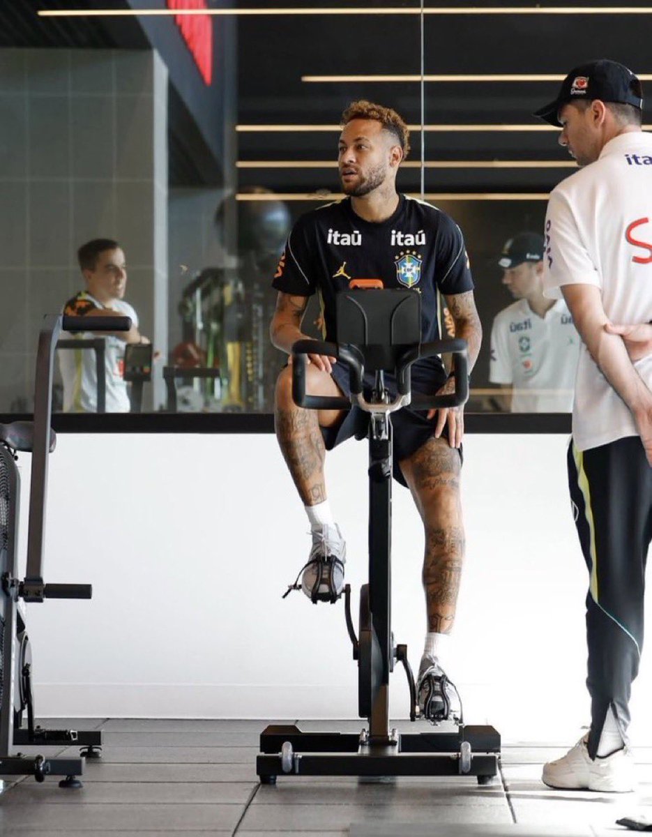NaikyOh6's tweet photo. Je crois qu’on est de retour et qu’on va prendre ce mondial les frères 

NEYMAR A RETROUVÉ SON FLOW DE 2018 https://t.co/j9tiDxBz98