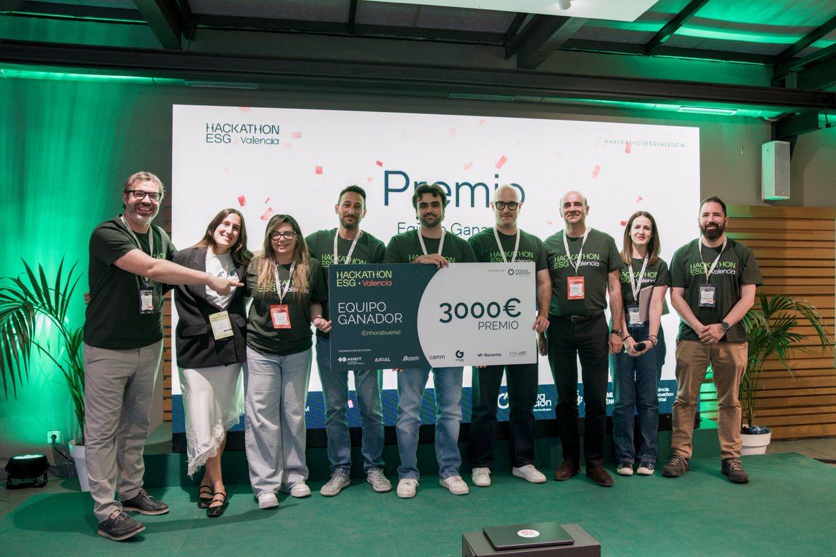 cerscv's tweet photo. 🚀 Desde el @cerscv hemos colaborado en #HackathonESG Valencia de @innovayaccion  conectando talento y empresas. Enhorabuena a #BertoCam, propuesta ganadora del reto de @grupobertolin.

Gracias a organizadores, empresas, mentores, jurado y participantes. https://t.co/VUXjarpvK8