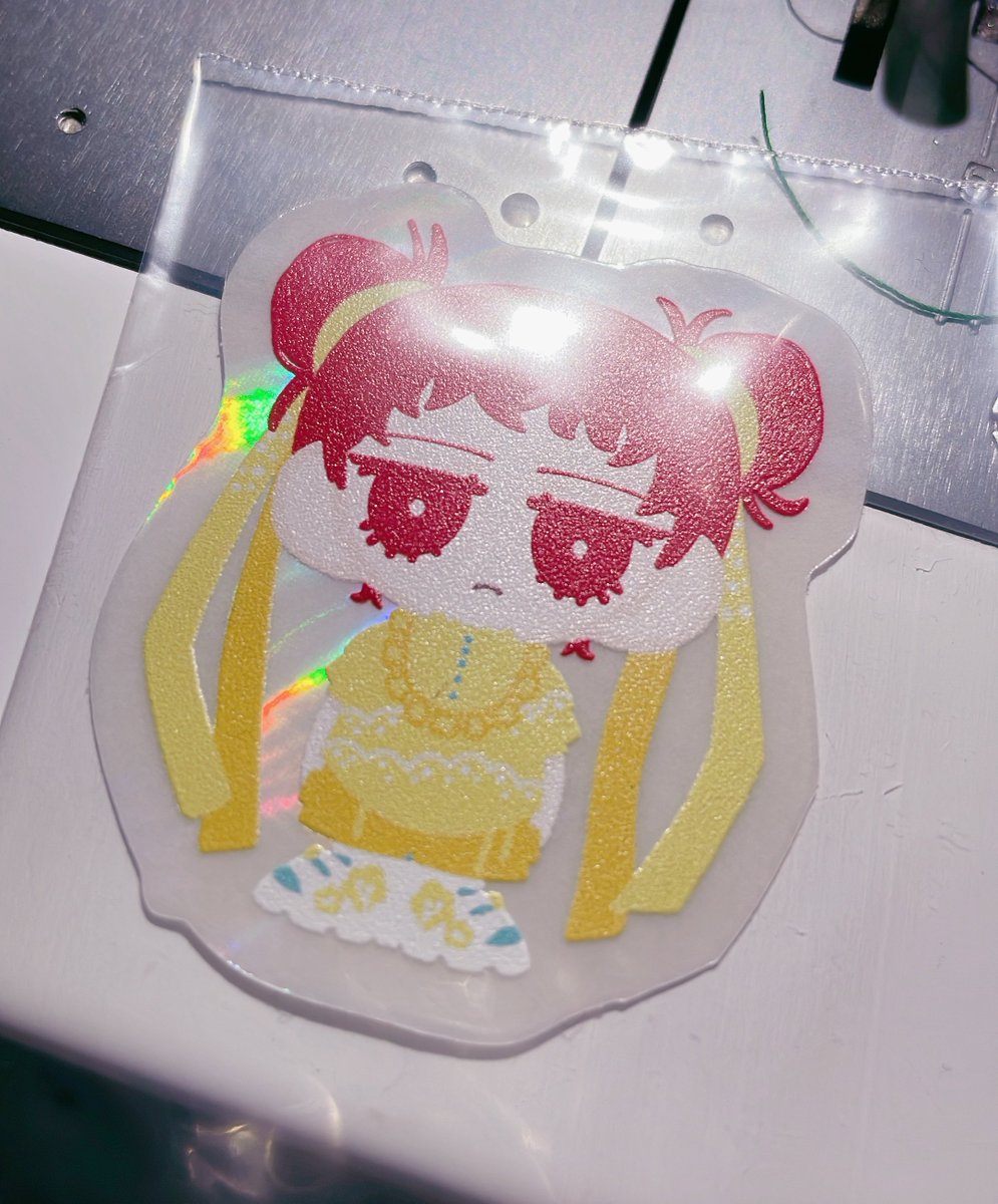 R09_To's tweet photo. 面付けの関係で、私用に一個だけ作ってもらった、お団子バージョン。
バブくて可愛い。 https://t.co/bXLRuLo1IP