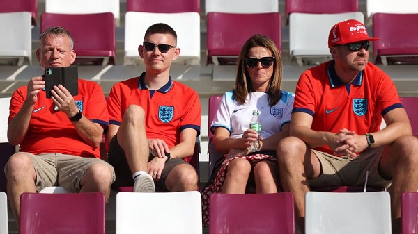Sportinglifeng1's tweet photo. Heat experts warn FIFA of bottle ban health risk https://t.co/x1SdmKWsth https://t.co/Fi3xrpyNGr