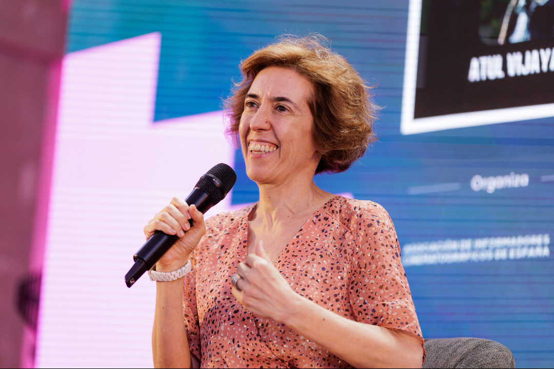 PremiosFeroz's tweet photo. 💥 Beta Fiction Spain presentó el primer avance de 'Cronos' en #LQV26 en Tenerife.

🐺 La productora Mercedes Gamero ha presentado la cinta junto a su director, Fernando González Molina, ante la prensa y acreditados al festival. https://t.co/IlcaWc4SNG