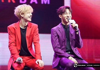gamewalin's tweet photo. ไม่มีวัน move on จาก #PROJECTBLUR #MARKBAM ❤️💜 https://t.co/MtBPpoUzQm