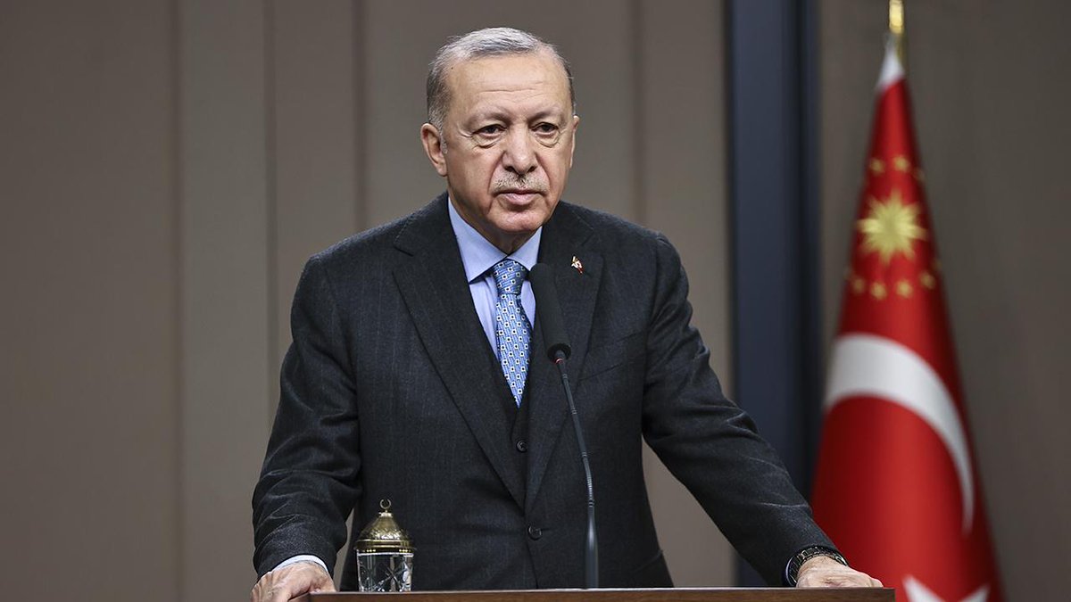 lasuite72's tweet photo. Le président Erdoğan : 
Il ne serait pas exagéré de dire qu’une violente tempête s’annonce et touchera tout le monde.

Israël est devenu incontrôlable 
Israël ne s'arrêtera pas 

Ce qu'affirme Erdogan est très grave 
Erdogan prédis le chaos pour le monde https://t.co/gAt69gSghc