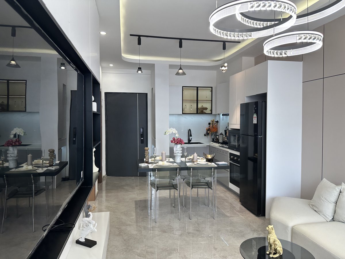 Homescomltd's tweet photo. Located in Westlands, Nairobi, this one bedroom apartment offers you convenience and comfort with with high ROI. Sale price @ Ksh8M https://t.co/arb1KoICE4