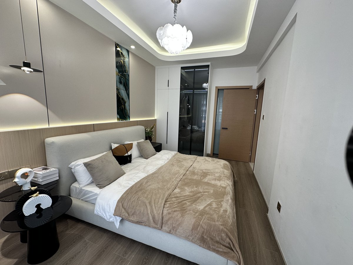Homescomltd's tweet photo. Located in Westlands, Nairobi, this one bedroom apartment offers you convenience and comfort with with high ROI. Sale price @ Ksh8M https://t.co/arb1KoICE4