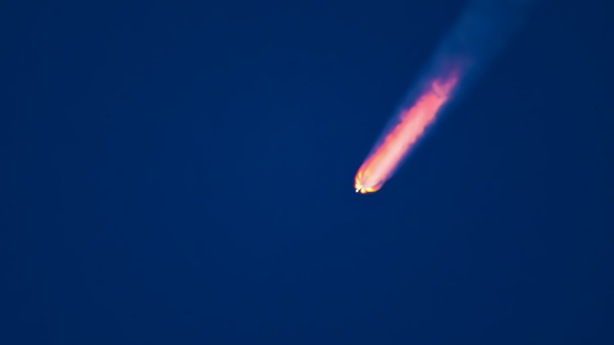 CandJImages's tweet photo. 🚀@spaceX Falcon 9 @Starlink 10-43 6/4/2026 @6:26am ET

Frame Grabs from Video

By Chuck Briggs for @SpaceflightNow https://t.co/g4KrzLzgYs