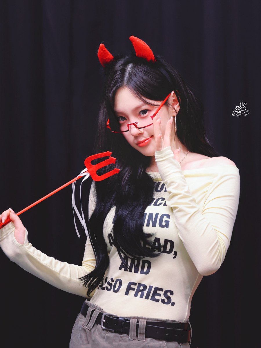 Fetchxng's tweet photo. Devil-Fio vers. 😈 https://t.co/gBiwnmg8PZ
