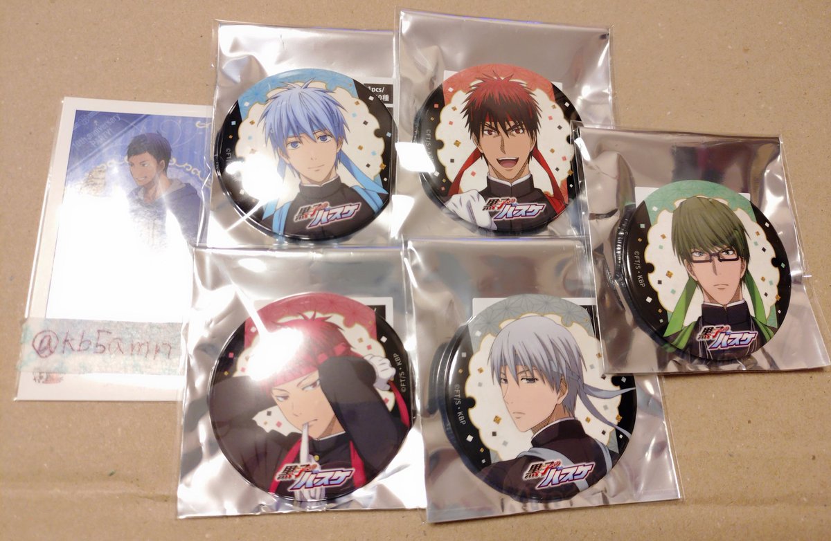 kb5amn's tweet photo. 【交換•譲渡】黒子のバスケ 黒バス AnimeJapan 2026 AJ 中外 中外鉱業 応援団 ポラショット 缶バッジ 
(譲)黒子君•火神君•緑間君•黛さん•赤司君
(求)紫原君1決まり次第定価(+送料)にて譲渡
学校事にお迎えの方優先

都内手渡し>郵送

お気軽にお声がけください！ https://t.co/CSTHlaIm2E