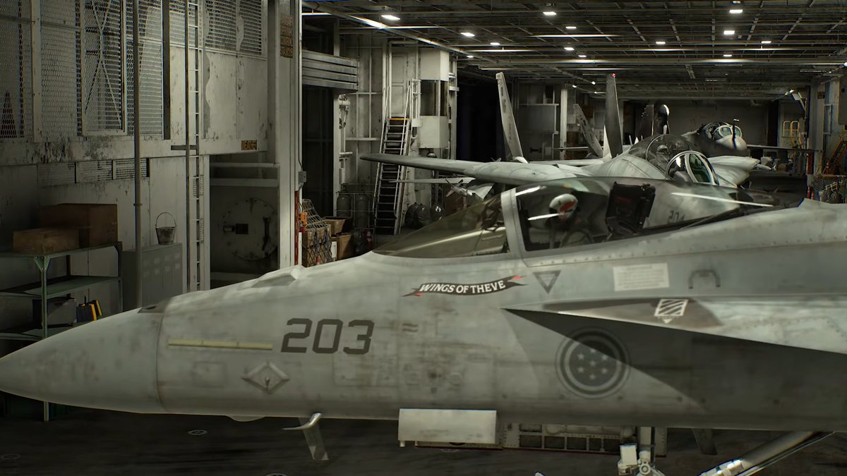 SanaeLacus's tweet photo. Inside the hangar of the aircraft carrier Endurance.

#AceCombat8WingsofTheve https://t.co/Bj39mtQMhT