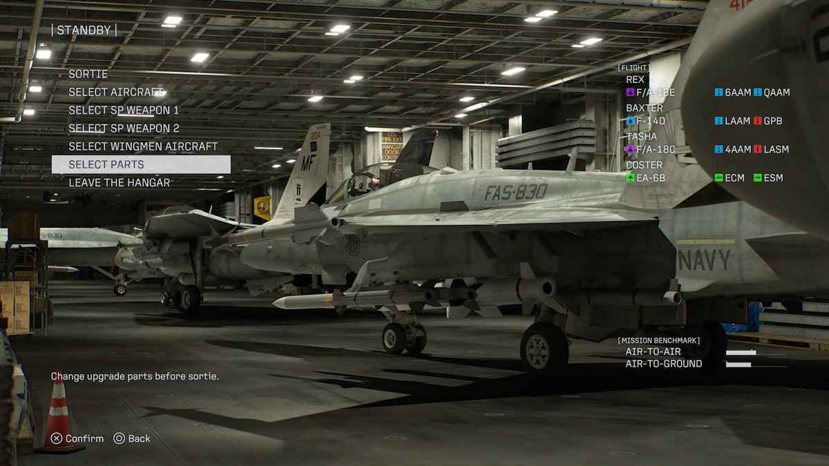 SanaeLacus's tweet photo. Inside the hangar of the aircraft carrier Endurance.

#AceCombat8WingsofTheve https://t.co/Bj39mtQMhT