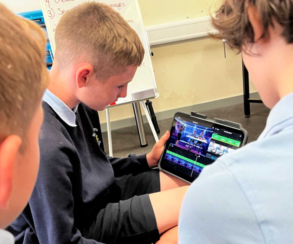 StBernardsPS's tweet photo. 🎬🚢 That's a wrap!
P6a have now completed editing their Titanic shorts. Using iMovie, pupils combined historical learning with creativity, teamwork and digital skills to edit their final films.🎥 #Titanic #DigitalLearning #FilmAndScreen @GlasgowCREATE @intofilm_edu @screenscots https://t.co/gg9EBh5bip