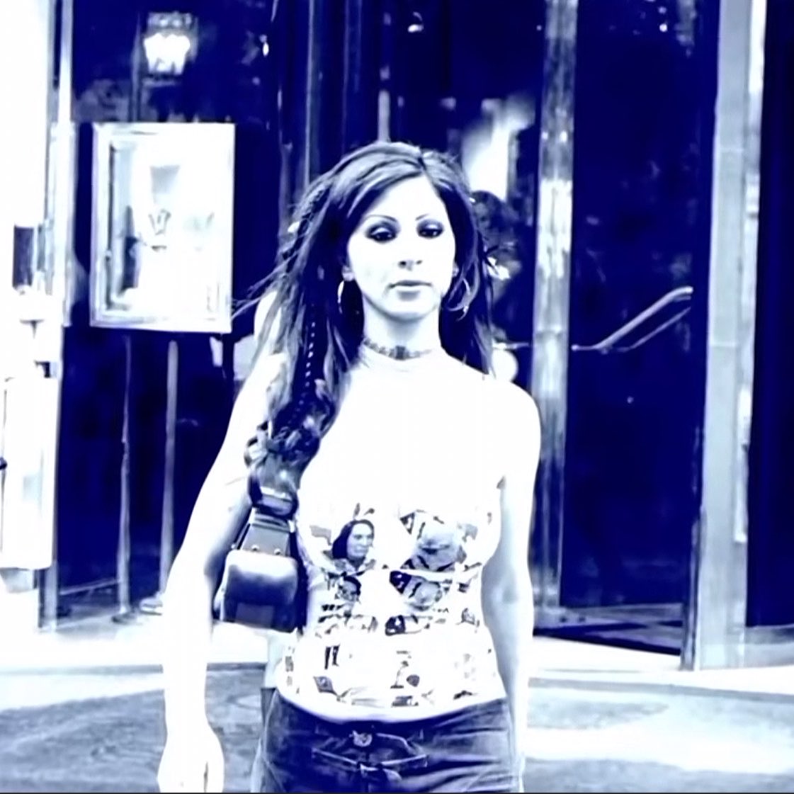 xmoayoub's tweet photo. Elissa in Paris 2002 https://t.co/oFqjOauhJK