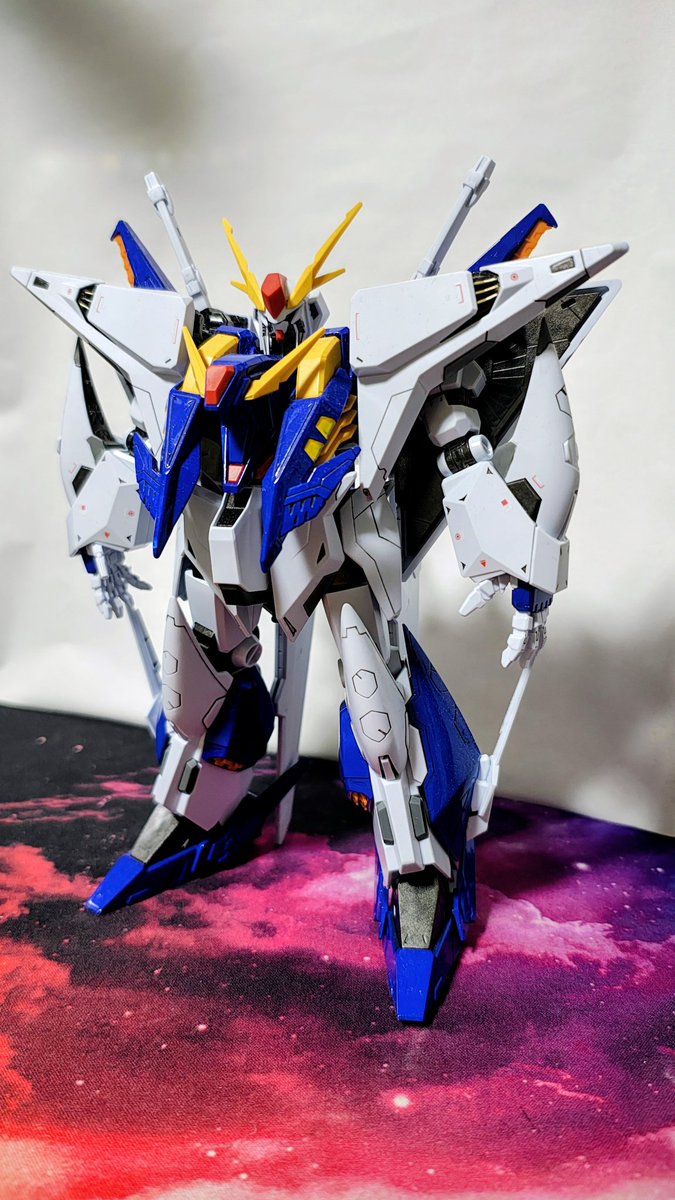outeronegames's tweet photo. やっぱりクスィーガンダムってカッコいいよなぁ。最初はあんまりいいと思わなかったんだけど、段々カッコよく感じてきてプラモ買うまでになったんだよな。シンプルなバルバトス系とは真逆みたいなデザインだけど好きなんだよな。
#ガンプラ
#クスィーガンダム https://t.co/MqHui9ChxZ