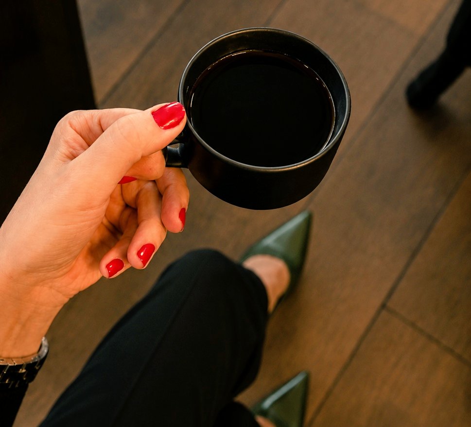 _Thatiss's tweet photo. Buenos días!⛅ #Jueves frío para un café doble y cargado☕🖤
Buenas vibras mis cafeteros✨

#Coffeelovers #CafeDeThatis https://t.co/K38bRjMcTS