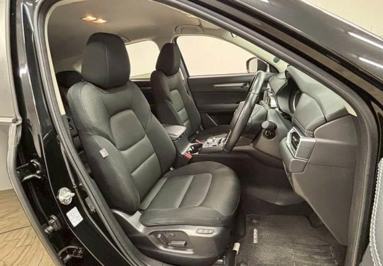 KevMbugz's tweet photo. 2020 MAZDA CX-5 XD PROACTIVE
Import stock from Japan 🇯🇵

Price: KES 3,654,591/=
Mileage: 47,000 Kms
Enquiries: 📞0796943616
Website: https://t.co/hi3aUH3MuU
Shipping: 45–60 Days

▫️ 2200cc SKYACTIV-D Turbo Diesel Engine
▫️ Automatic Transmission
▫️2WD

— FEATURES —
✔️ KODO Design Premium Styling
✔️ LED Headlights
✔️ LED Daytime Running Lights
✔️ Factory Alloy Wheels
✔️ Power Folding Mirrors
✔️ Smart Keyless Entry
✔️ Privacy Glass
✔️ Rear Roof Spoiler
✔️ Fog Lamps
✔️ Sleek SUV Profile
✔️ Premium Fabric  Interior
✔️ Electrically Adjustable Driver Seat
✔️ Multifunction Steering Wheel
✔️ Mazda Connect Infotainment System
✔️ Apple CarPlay & Android Auto
✔️ Dual-Zone Climate Control
✔️ Push Start Ignition
✔️ Head-Up Display
✔️ Spacious Family Cabin
✔️ Ambient Interior Accents
✔️ Adaptive Cruise Control
✔️ Lane Keep Assist
✔️ Blind Spot Monitoring
✔️ Rear Cross Traffic Alert
✔️ Smart City Brake Support
✔️ Reverse Camera
✔️ Parking Sensors
✔️ Multiple Airbags
✔️ Dynamic Stability Control