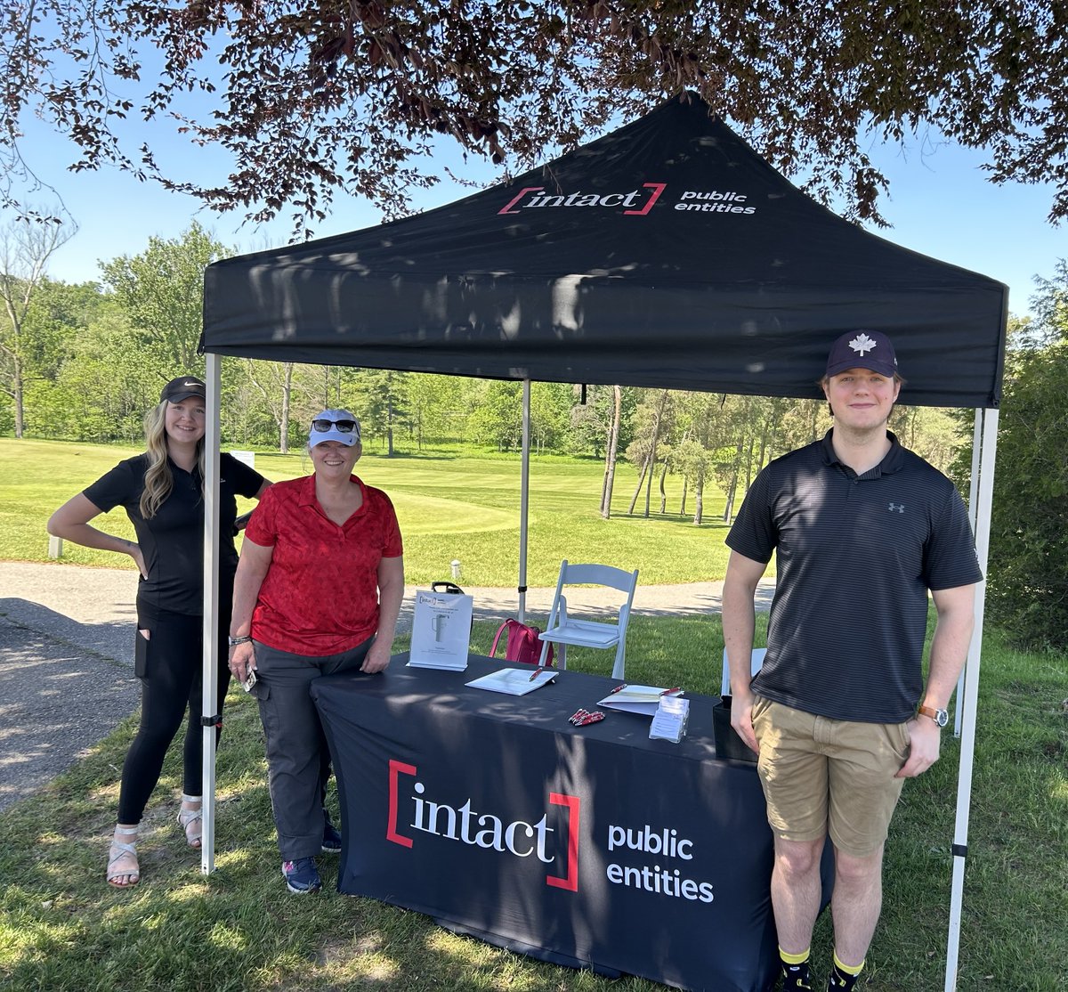 IntactPE's tweet photo. A day well spent for a meaningful cause. ⛳️

Thank you, BrokerLink for hosting your Champions for Community Charity Golf Tournament.

Honoured for the opportunity to sponsor the event and support the important work happening at Domestic Abuse Services Oxford and Ingamo Homes. https://t.co/NbWoOrA3tm