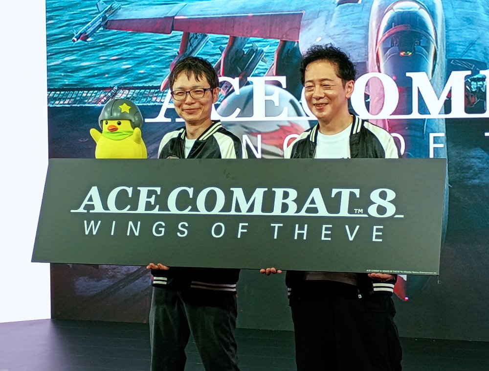gamespark's tweet photo. 『エースコンバット8』開発者インタビュー。“ドラマティックフライトシューティング”に込めた物語性、1/1スケールの戦場、空戦の“深化”
https://t.co/OsPSonZjdl https://t.co/XTSsxEMZFv
