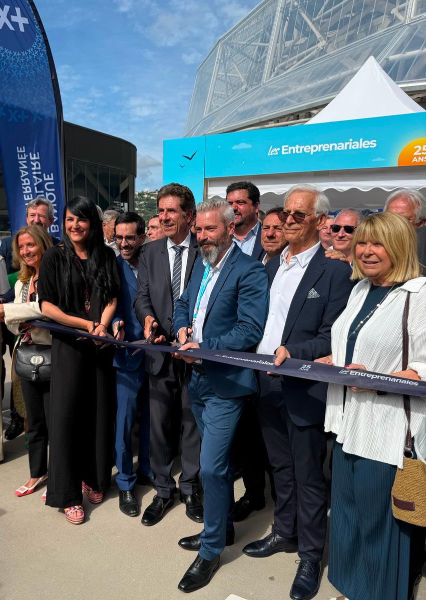 C_Dintorni's tweet photo. Aux côtés de @eciotti et de @ca_ginesy aux Entreprenariales 2026 pour cette 25ᵉ édition.

Une belle démonstration du dynamisme et de l’esprit d’entreprise qui font la force des Alpes-Maritimes. Merci à @UPE_06 pour leur mobilisation au service de notre territoire. https://t.co/w3eN0zpwGu