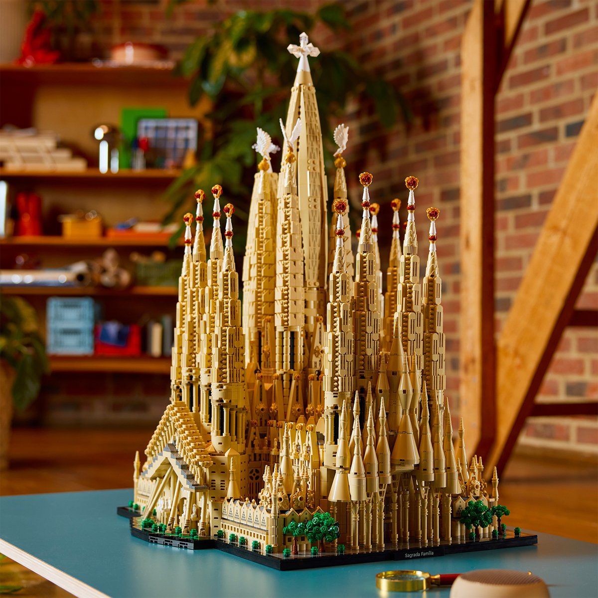 hothbricks's tweet photo. #LEGO Architecture 21065 Sagrada Familia
12060 pièces - 749,99 €

En préco dès aujourd'hui, dispo le 01/11/2026 :

https://t.co/u4vAMWPBO7 https://t.co/Ue2AUZYLBM