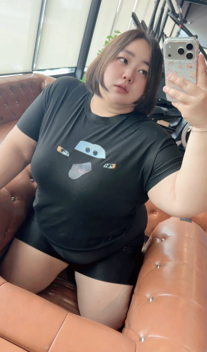 ppsupada's tweet photo. ถ้าต้องทำที่เก้าอี้ โอ้ยยยย   😝  #อุดรทำถึง #สาวอ้วน https://t.co/psFvnA12Zc