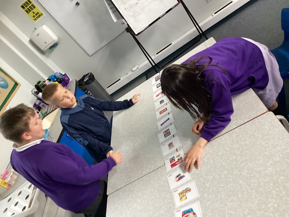 SpringwellY5's tweet photo. Thanks to Ben from @HealthySefton who taught us about the sugar content in food, as well as how many teaspoons of sugar we should be having every day @Springwellpark_ https://t.co/ezSzNoWb4H