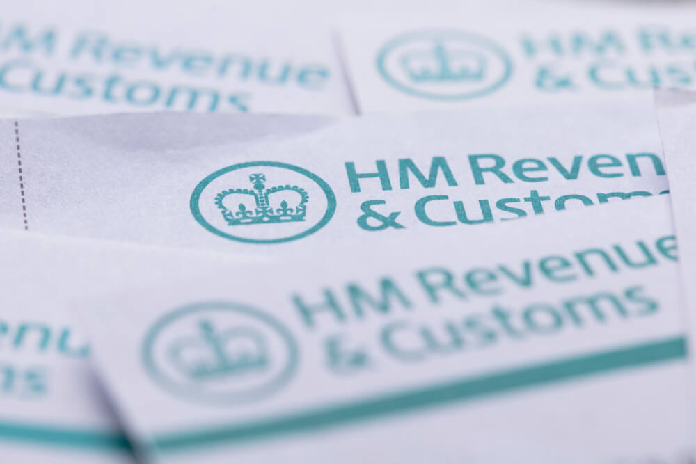 acc_vantage's tweet photo. Tax codes can be confusing, but getting them right is essential for HMRC compliance and correct payroll.

From 1257L to BR, D0 &amp; emergency codes, it’s important to understand what they mean.

We break it down in for UK employers &amp; business owners: https://t.co/0JrAnoybZN https://t.co/BkGs2hAHzw