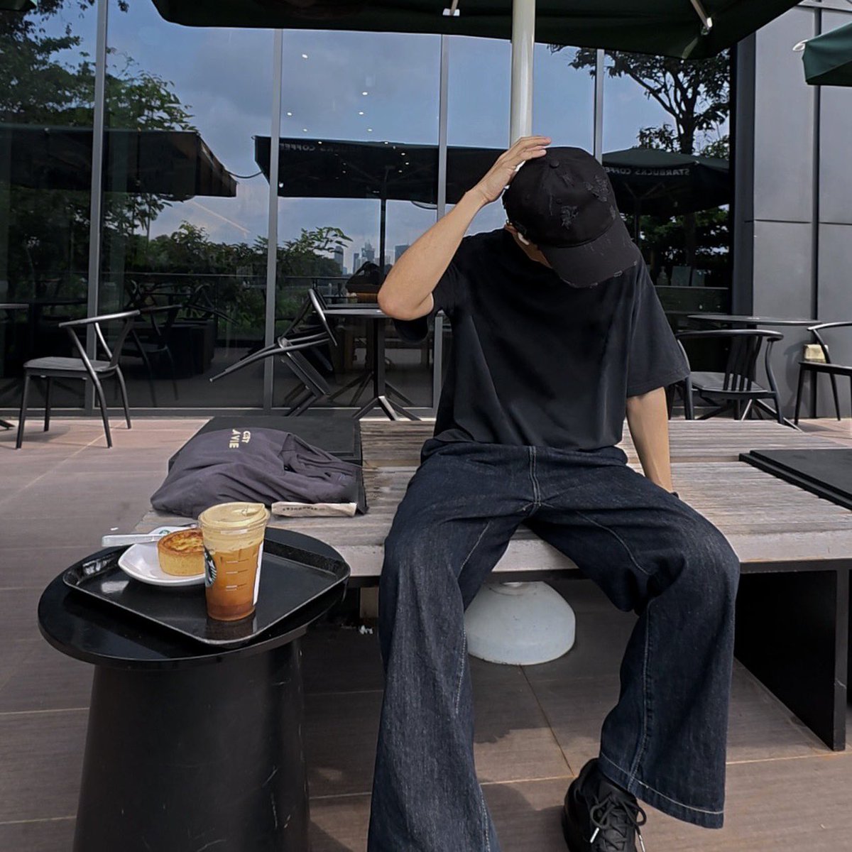 vrexor_'s tweet photo. sweat like one dog 🥵 https://t.co/85BZctJ3ts