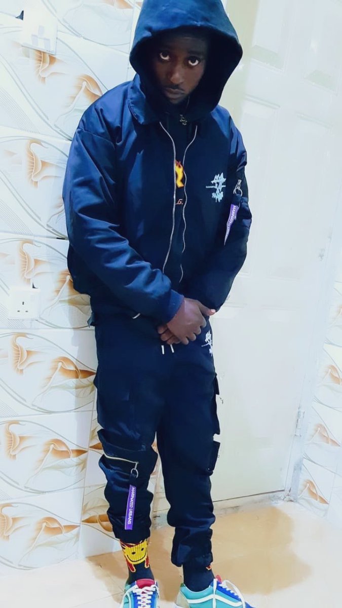 MarinatedU's tweet photo. JACKET X CARGO PANTS 
 
“It’s not soft it’s silky” 

#Strictlymarinatedurbans  #kaduna 🐊 https://t.co/IDAgjs1jzW