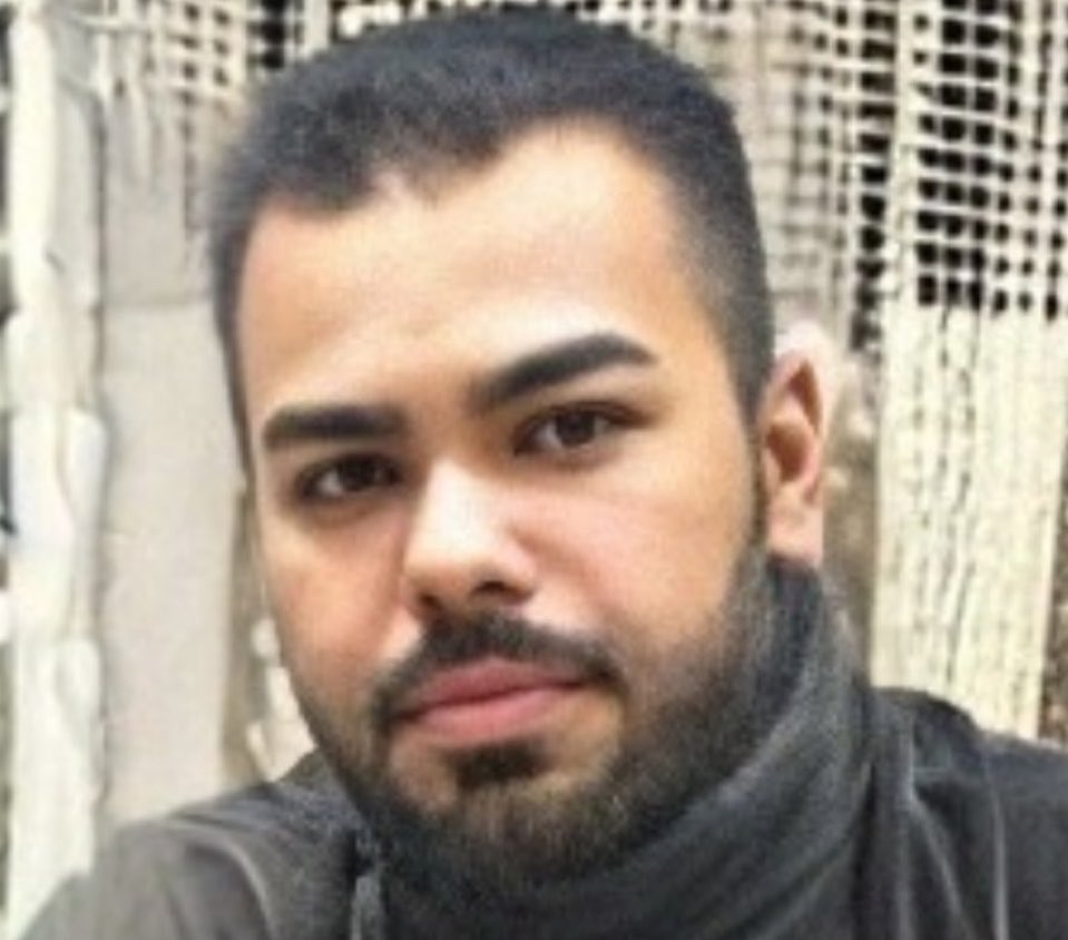BaharAtish's tweet photo. حکم اعدام حسن مصلاوی (طرفی) پس از تأیید در دیوان عالی کشور به او ابلاغ شده است، 
نامش رو بگو، #نه_به_اعدام  
#حسن_مصلاوی https://t.co/DXGs0lCoMT