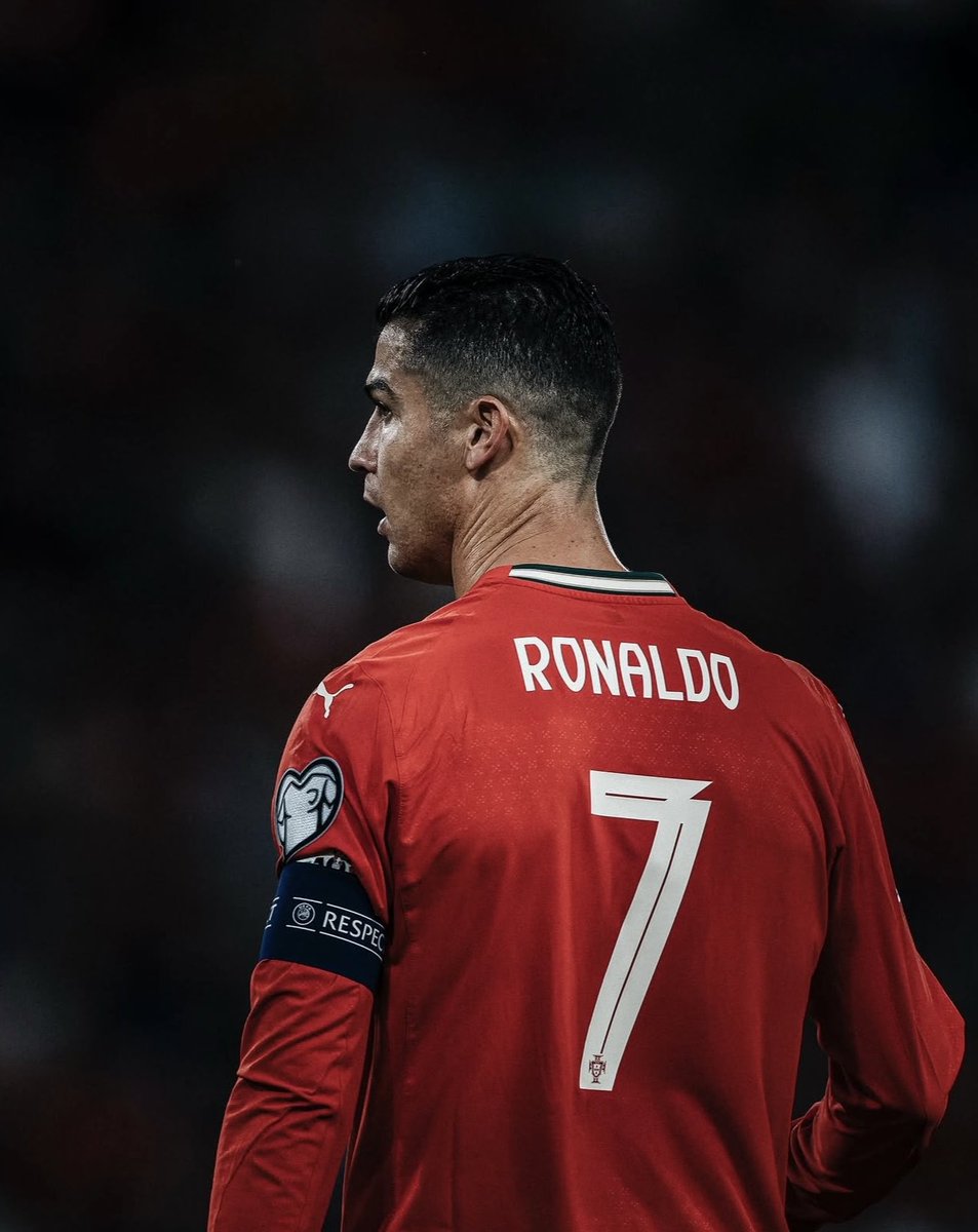 CR7xWorld's tweet photo. مُتبقي 7 أيام على كأس العالم. 🐐🇵🇹 https://t.co/RgC53d2SNw