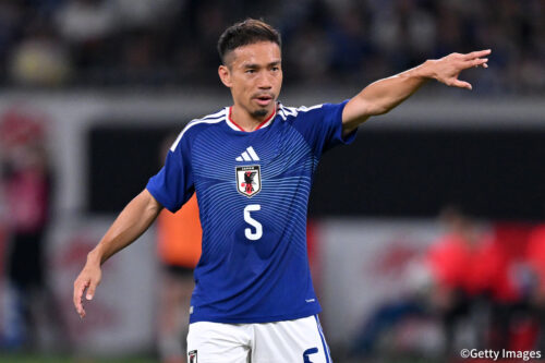 livedoornews's tweet photo. 【新制度】5度目のW杯となる長友佑都、今大会6名のみのレガシーパッチ付与
https://t.co/UV9iwQGhXx

今大会では、選手個人の功績を称える特別なパッチがユニフォームに付けられる。5大会以上出場した選手にはレガシーパッチが付与され、長友、モドリッチ、ノイアー、ロナウド、オチョアが該当する。 https://t.co/9i4q3B3Ejj