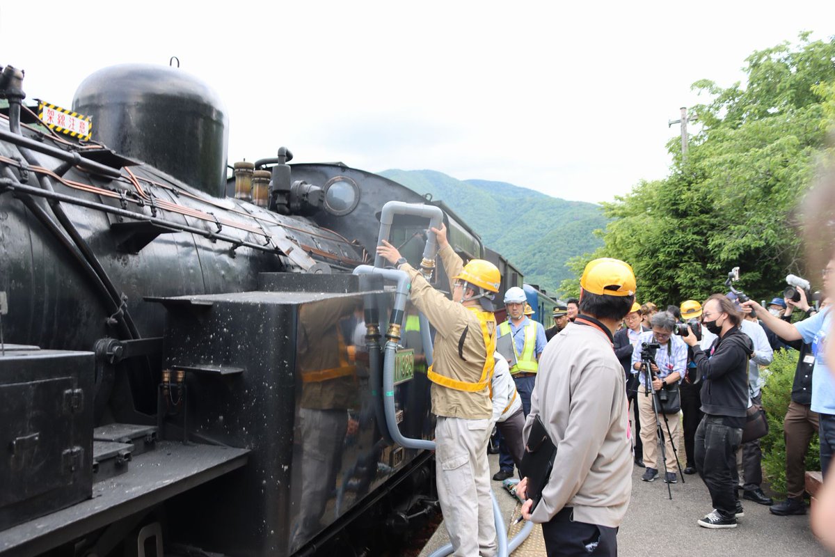 jtwo_nodatch's tweet photo. 東武特急「リバティ会津」の終点・会津田島駅からは、『#ＳＬ大樹土津』試運転列車の試乗会に参加。会津若松駅までの2時間半の「汽車旅」を堪能してきました。
#会津鉄道 https://t.co/GCVoYFaJdr