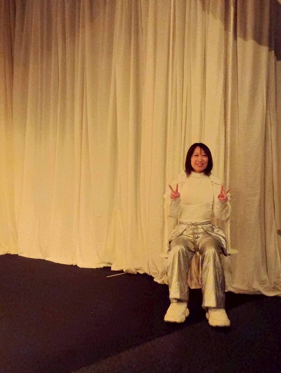 blancoclub_2025's tweet photo. 「かわいいだけじゃダメですか？」
かわいいショット公開！果たしてこんなシーンはあるのか❕
🤍

6/6 ソワレは完売！が、急遽増席！
シバイエンジンは当日0:00まで予約可能！

シバイエンジン当日精算
4,000円
https://t.co/fyRyjIJUUy

6/5(金)14:00／19:00
6/6(土)14:00／18:00
6/7(日)12:00／16:00 https://t.co/jEQl7mgAhZ