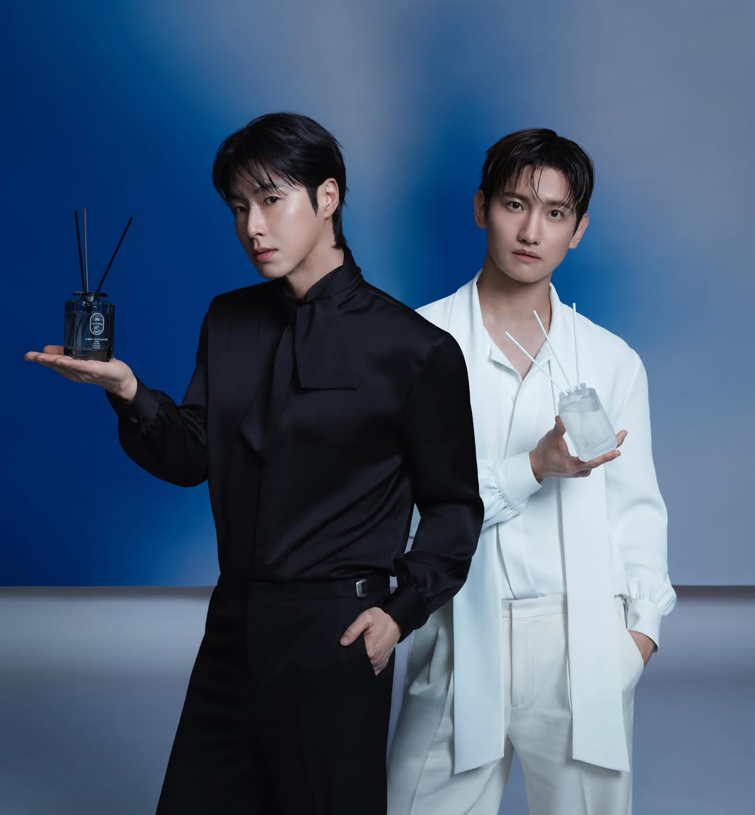 Kkorepo's tweet photo. 「#東方神起」#チャンミン、#ユンホ とのブラック＆ホワイトのコントラスト…6月10日よ早く来い！ 
🔗https://t.co/CkIO2x8p8Z https://t.co/turkv8Fb0D
