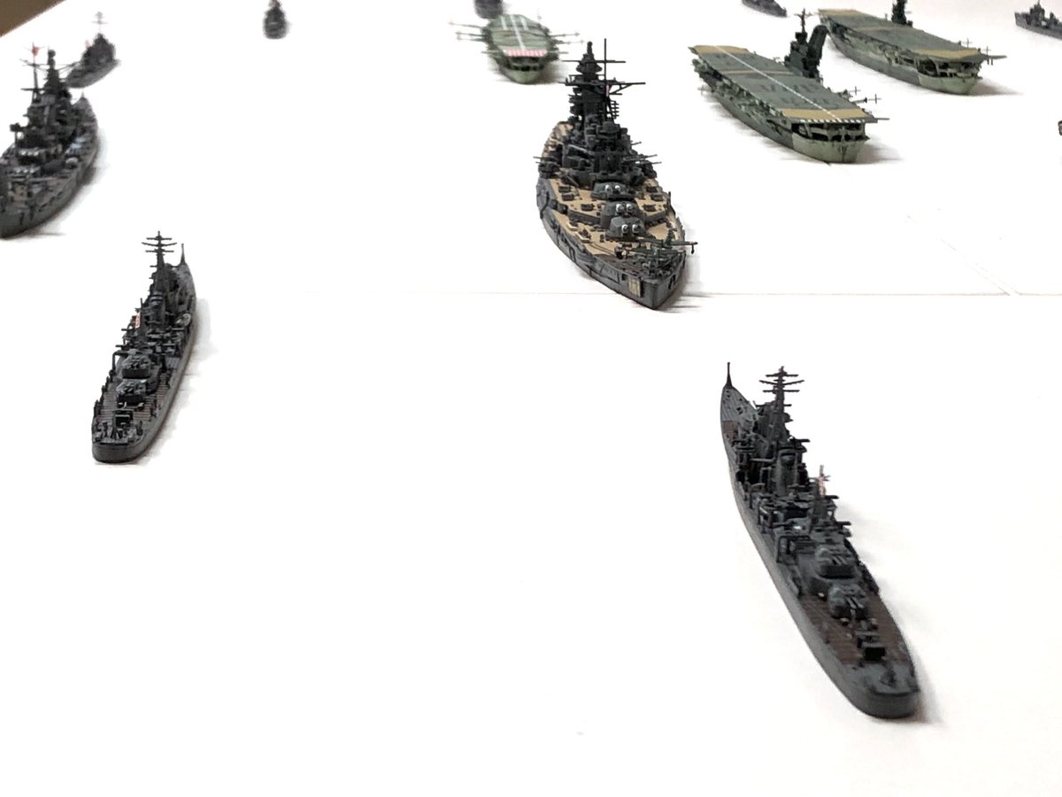 Abrams335's tweet photo. やはり秋月型駆逐艦は卓上機動部隊に必須なのでいくらあっても良い。 https://t.co/JqLwGiBfma