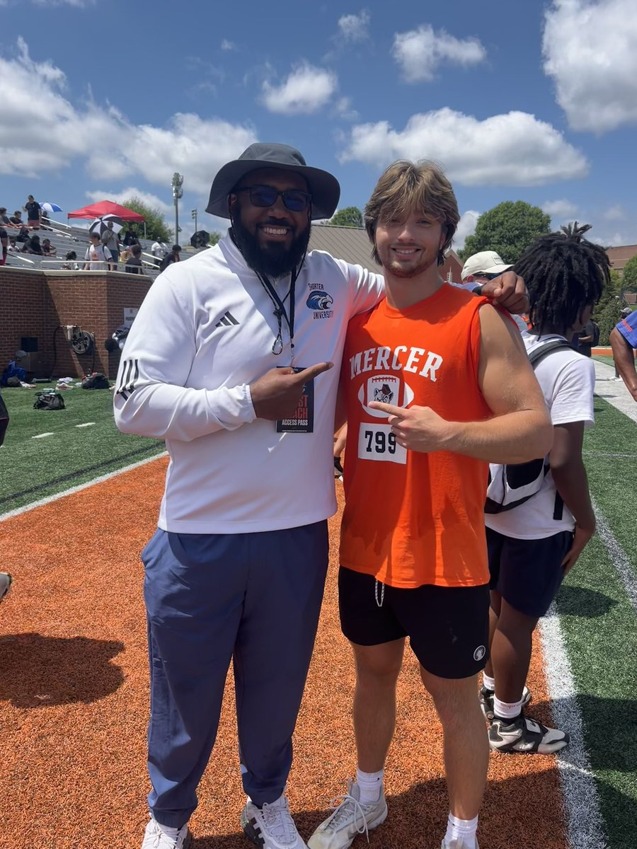 realADP07's tweet photo. Had a great time competing at the Mercer camp and I’m looking forward to showcasing my skills at the Kennesaw camp! @coachmorrison58 @CoachMorrisonSU @coach_manary @CoachJ_Remsza @CoachJDVSU @CoachTCreamer @Coach_TSmith @Quintonalstonjr https://t.co/pTLcMPQQbf