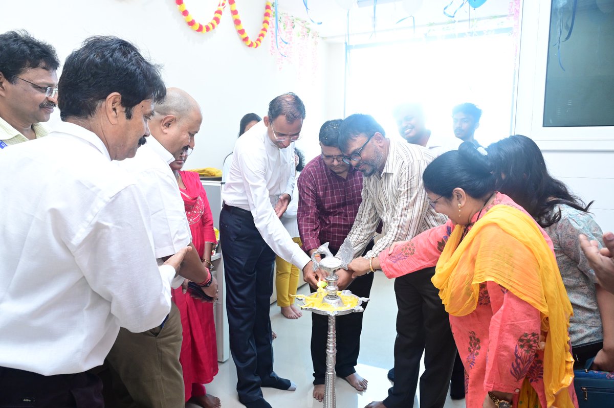 wtcamtz's tweet photo. ✨A new chapter begins for @cargo_swift with its inauguration at @wtcamtz.
✨A leading #MultimodalTransport Operator with a strong presence across #India and #GlobalMarkets, Swift Cargo delivers end-to-end #Logistics #solutions that connect #Businesses efficiently and reliably. https://t.co/OQwDiLTEMw