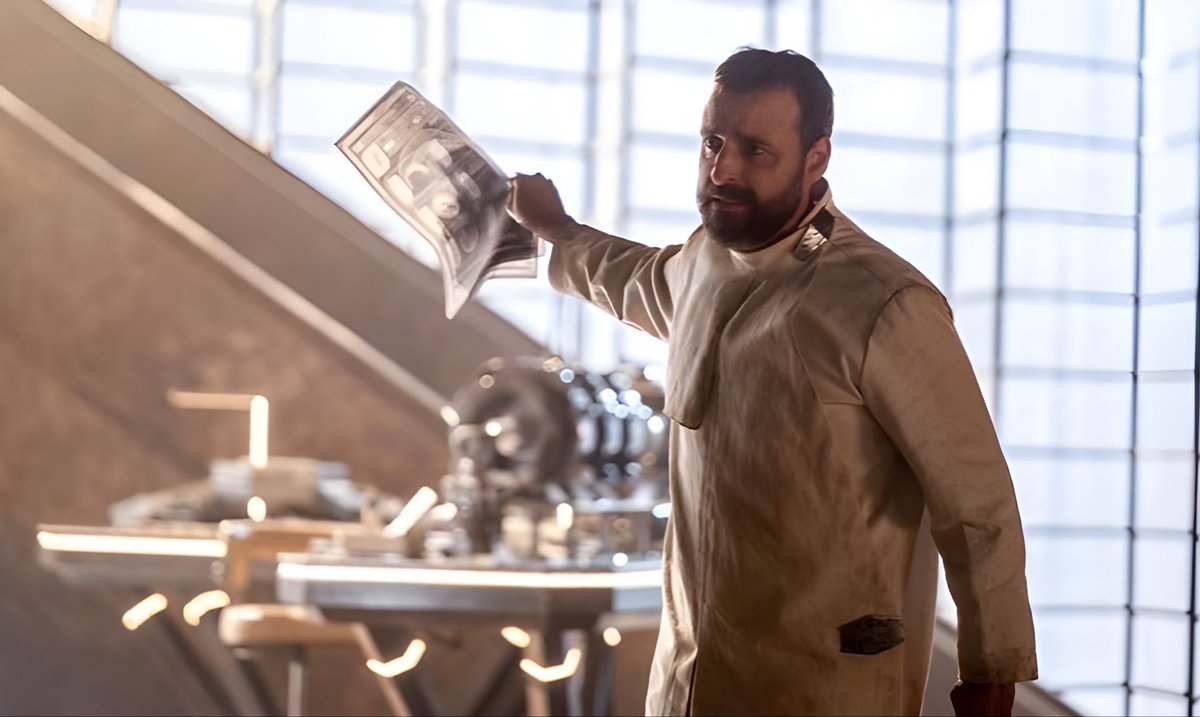 DCFilmNews's tweet photo. New look at David Krumholtz and Emily Beecham as Zor-El and Alura in ‘SUPERGIRL’.

(via Empire | @Dronexae) https://t.co/mIjR8QlyQj