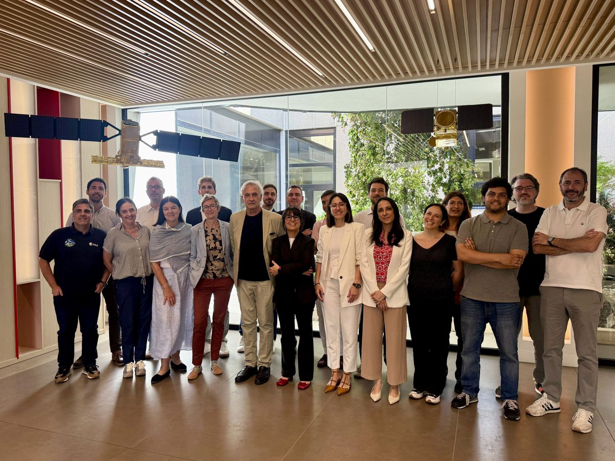 e_geos's tweet photo. Over the past two days, e-GEOS, part of @LDO_Space, had the pleasure of hosting the second @CopernicusEU SESA Technical Workshop at its Headquarters in Rome.

The event brought together representatives from @eusatcen and the SESA consortium, led by e-GEOS and composed of @Airbus GeoTech, Airbus Defence and Space, @GAF_Munich, @infoGMV, @IABG, @CLS_Group and @telespazio Ibérica.

#SESA is the European geospatial information service, implemented by SatCen, which supports the EU and its Member States in operations and interests where security challenges are involved. The consortium led by e-GEOS plays a key role in delivering geospatial products to the service.

Discover more in the full news on the e-GEOS website: https://t.co/kCvpi88Sv1
Learn more about Copernicus SESA: https://t.co/tNiM4erHnF

#WeUnlockEarth

@telespazio | @ASI_spazio | @LDO_Space | @GAF_Munich | @LDO_Fondazione