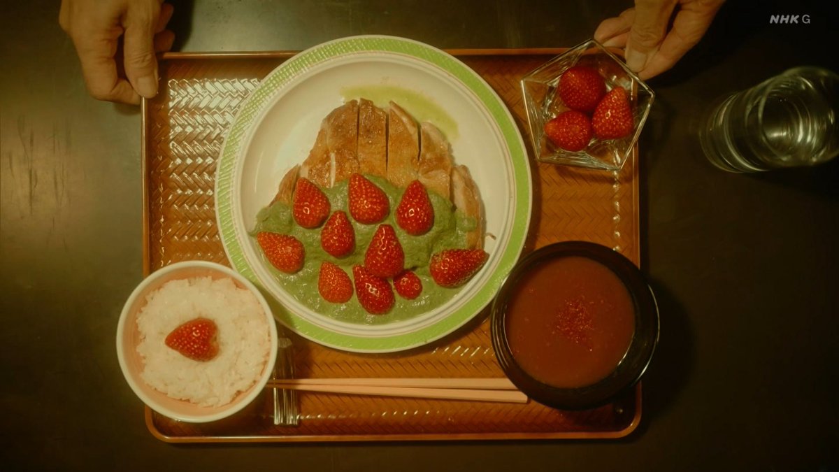hizocco's tweet photo. #ミッドナイトタクシー【源さんの対応力】夜らしい波長が心地よい このドラマ。ハマってます。喫茶「つかれしらず」マスター 源さん（竹中直人）が象子のメニュー外の無茶振りオーダーに応えるのいい。石焼き芋ビビンバとかイチゴ定食。なお あす 5日（金）24:38から放送済み4話までイッキ再放送あり。 https://t.co/fmzLzU6iVI