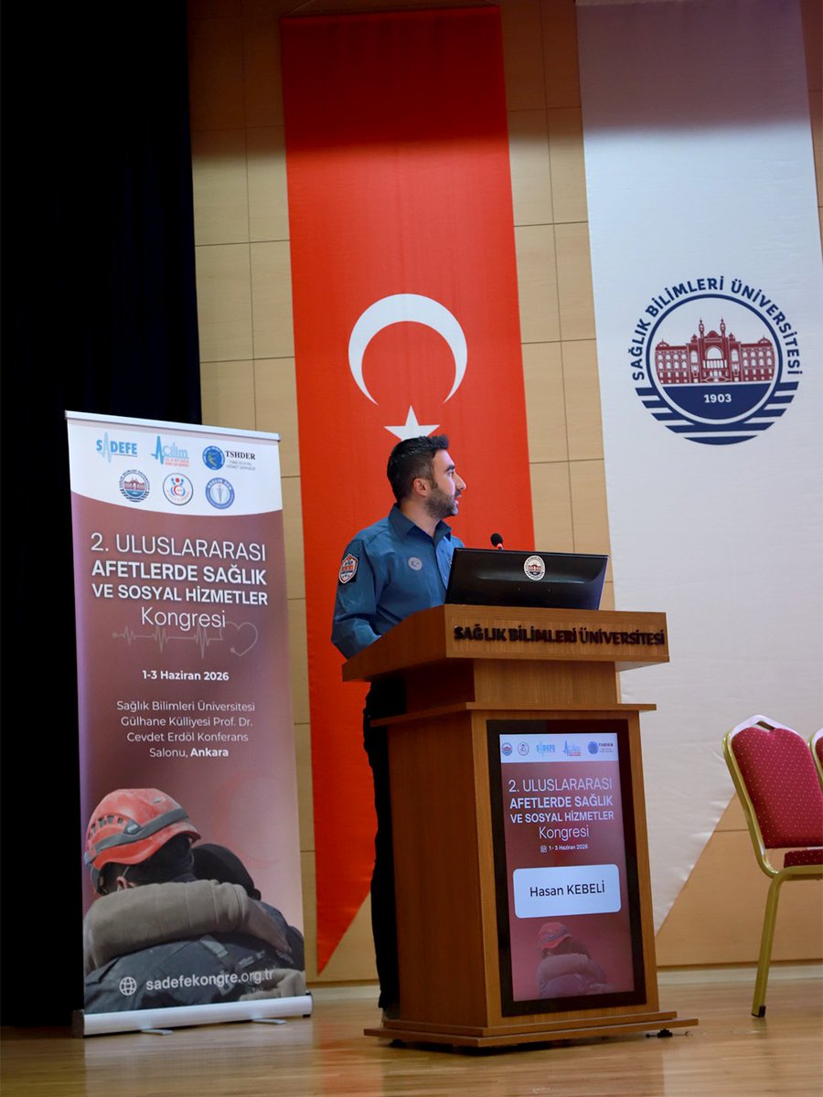 andaAke's tweet photo. 2. Uluslararası Afetlerde Sağlık ve Sosyal Hizmetler Kongresi’nde yer aldık.
Kongre kapsamında, Genel Başkan Yardımcımız Hasan Kebeli; ANDA'nın gönüllülük faaliyetleri, afetlerdeki saha çalışmaları ve tecrübeleri hakkında katılımcılarla bilgi paylaşımında bulundu. https://t.co/9M9FxQxgYy