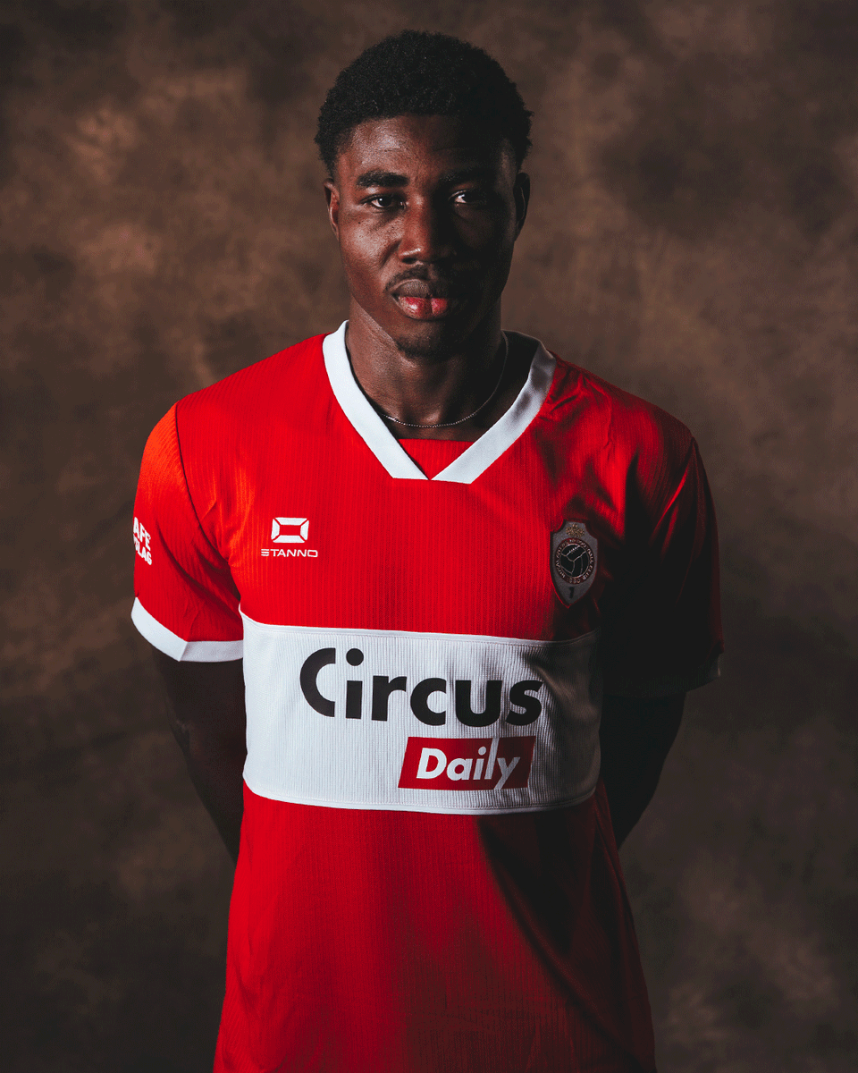 official_rafc's tweet photo. Welcome en succes, Luis! 🙌 https://t.co/FQuhKFwqjD