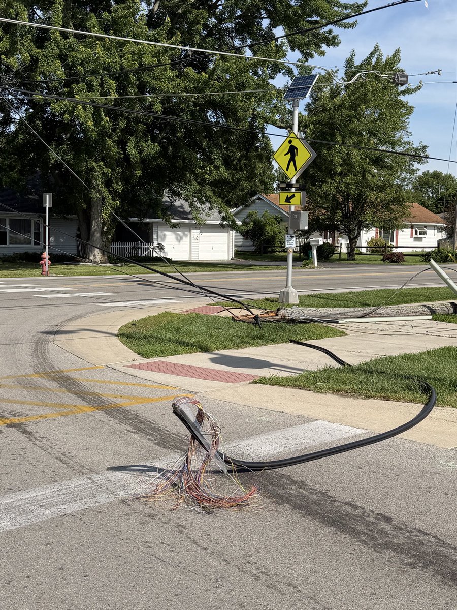 awgenerals's tweet photo. A garbage truck struck a utility pole near FTMS, resulting in downed utility lines. Finzel is closed between Rupp &amp; Weckerly.

Staff, student-athletes, and visitors to our Campus buildings must enter from the north and use Entrance 1 at AWHS only. https://t.co/Jdss9nemeW
