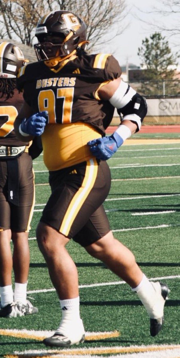 JUCOFFrenzy's tweet photo. 2026 (@GCCC_FOOTBALL) JUCO DL @MMaiava66014 was offered by ULM @ULM_FB 
HL https://t.co/rpW9Ia4r6o https://t.co/cSKvrOsuo6