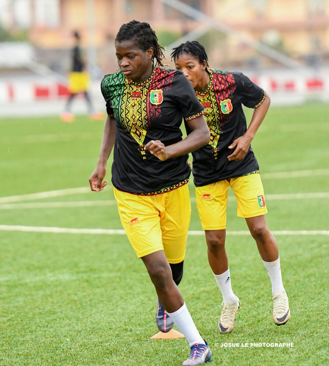BERTHEDjack17's tweet photo. #Matchs Amicaux | Burkina Faso vs Mali

Prepared for duty. https://t.co/l8KKHcXOrQ